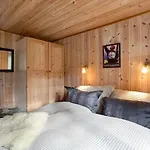 Vakantiehuis Mountain With Cross-country Trails In *